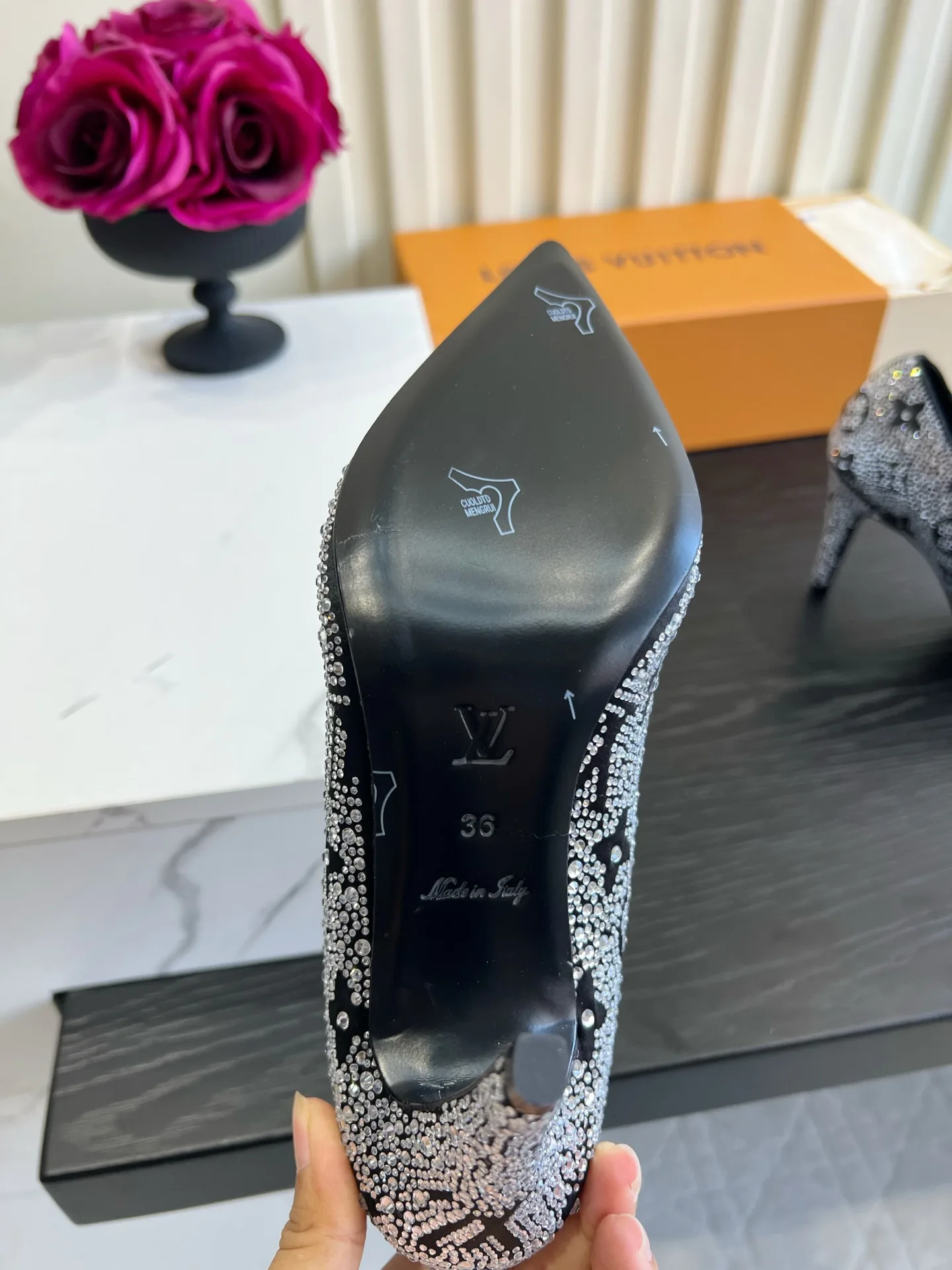 Women's Heels LOUIS VUITTON 18152244