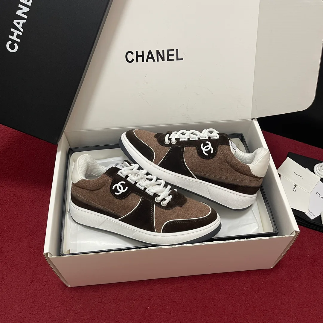 Women's Sneakers CHANEL 18195104