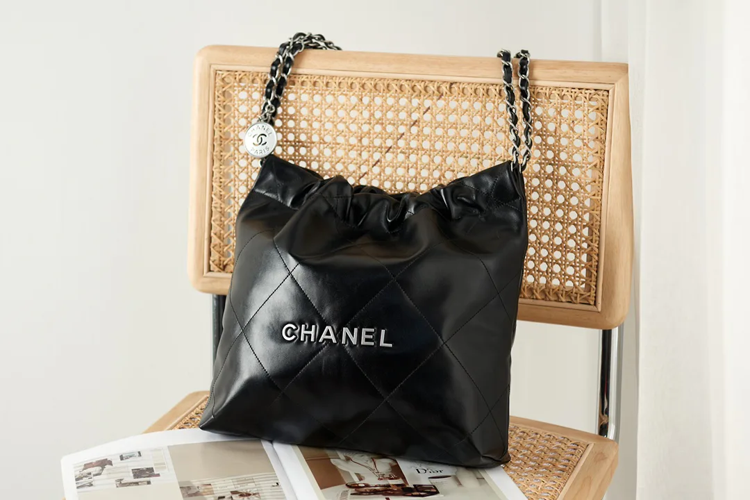 Women's Classic Handbags CHANEL 18065731