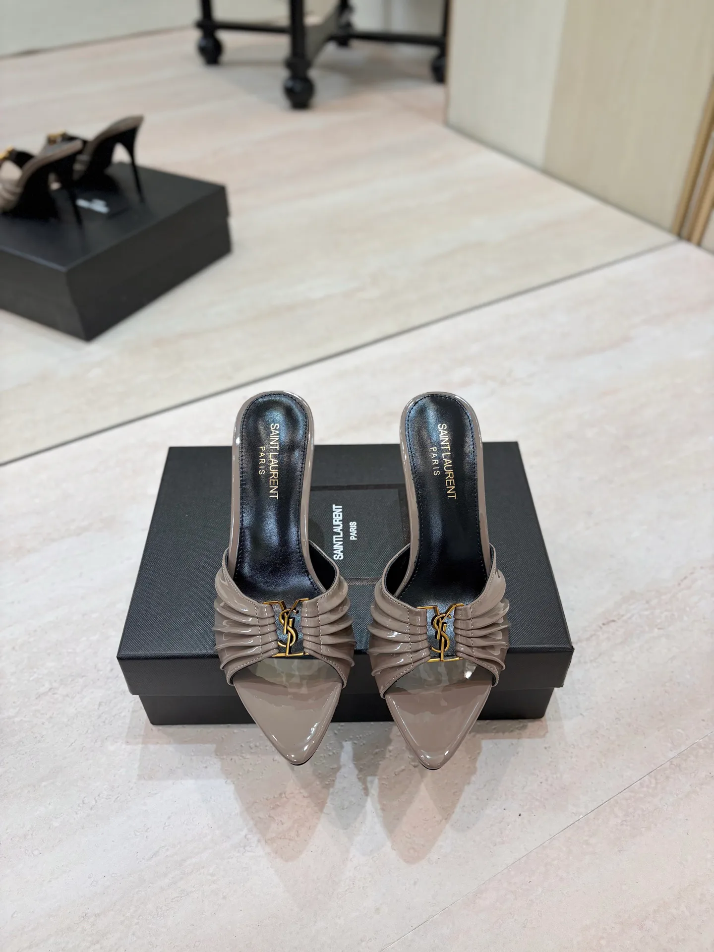 Women's Mules And Clogs SAINT LAURENT 17476092