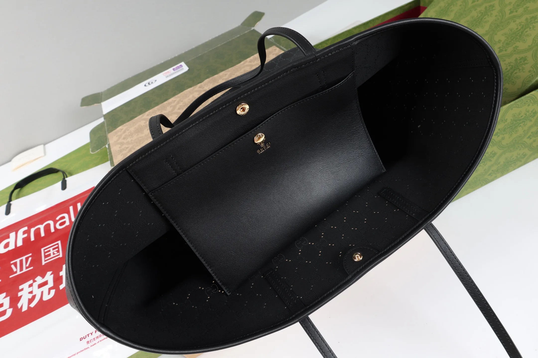 Women's Classic Handbags GUCCI 18065342