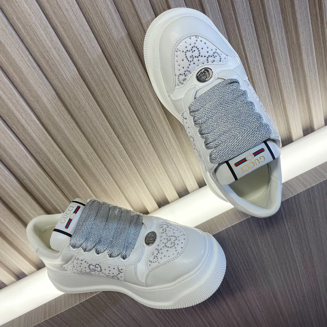 Women's Sneakers GUCCI 18011363