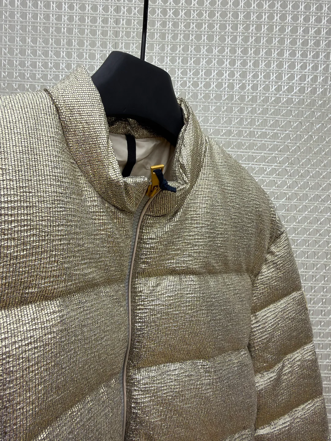Куртки И Пуховики Мужские Moncler 18662961