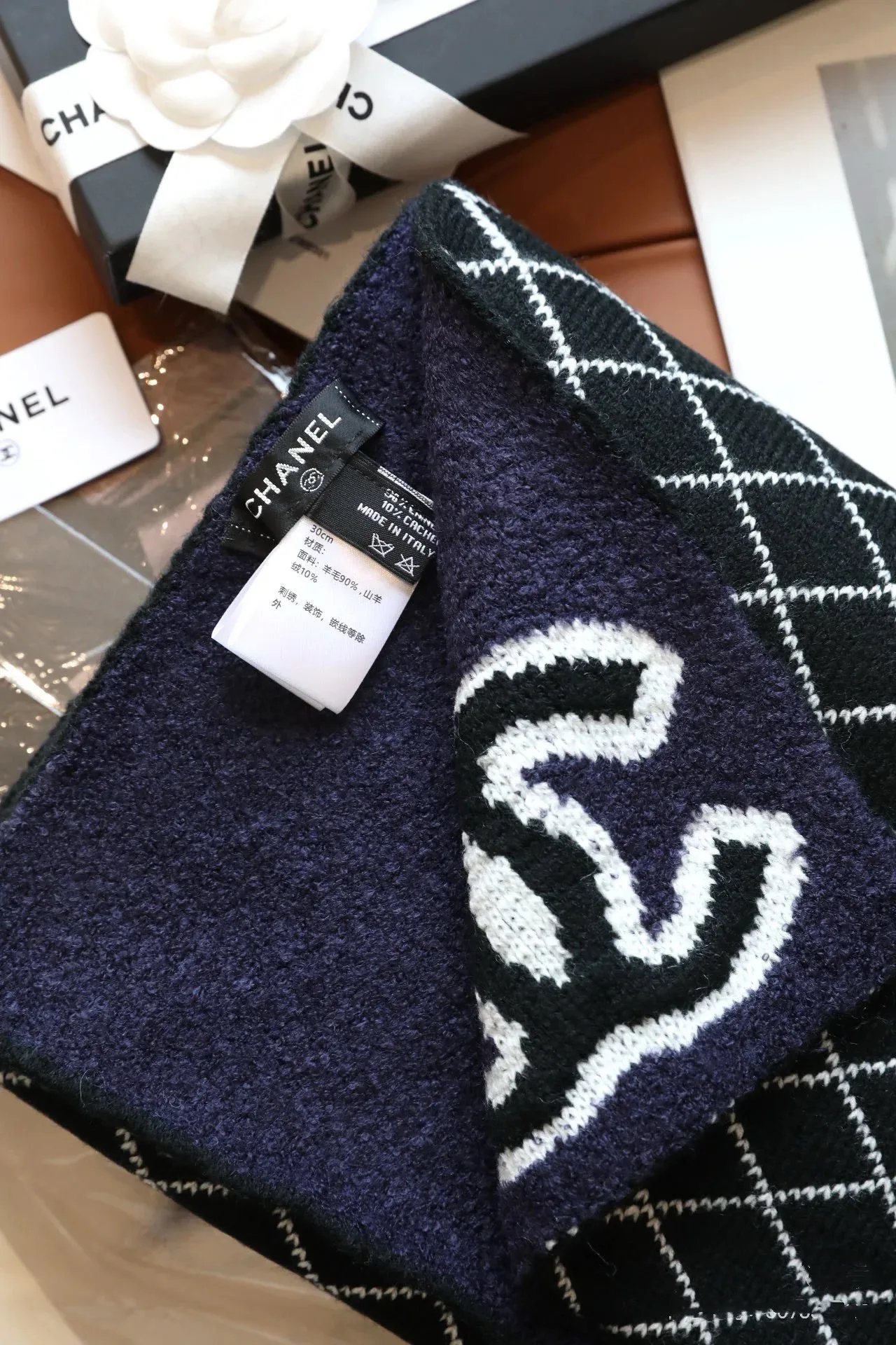 Scarves CHANEL 18105443