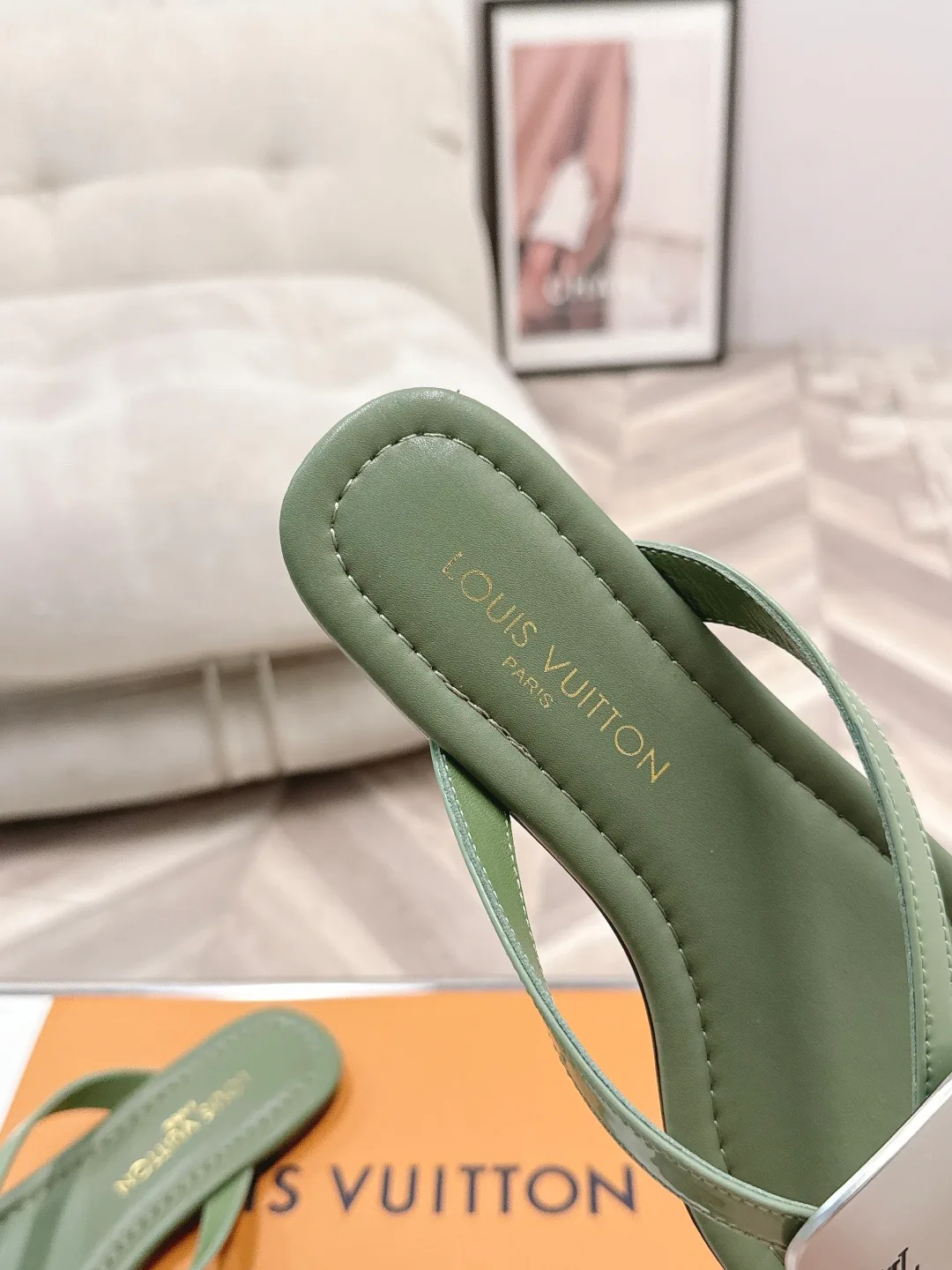 Women's Flip-Flops LOUIS VUITTON 17578105