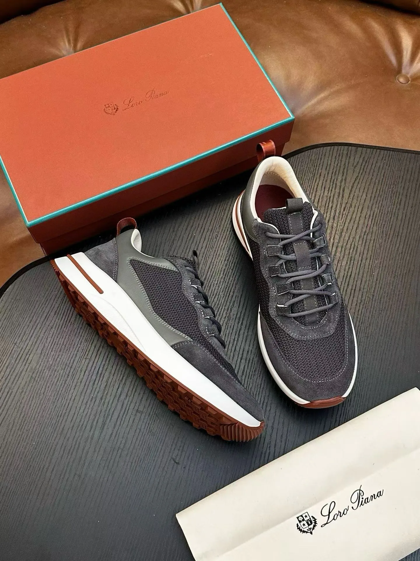 Men's Sneakers LORO PIANA 18143007