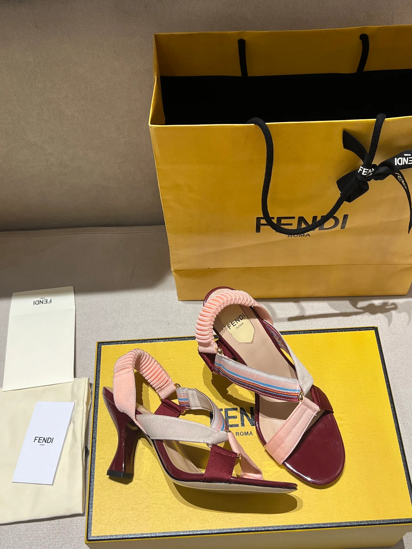 Women's Open-Toe Sandals FENDI 17762140
