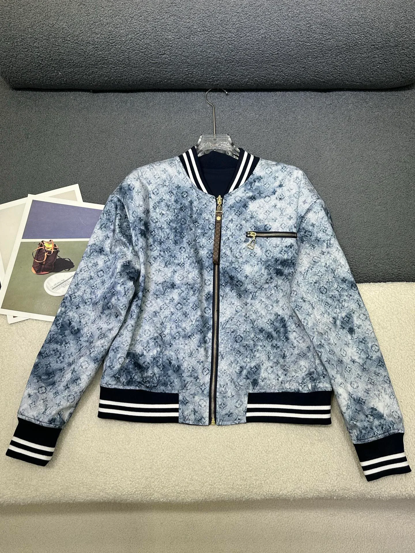 Women's Jackets And Down Jackets LOUIS VUITTON 18396729