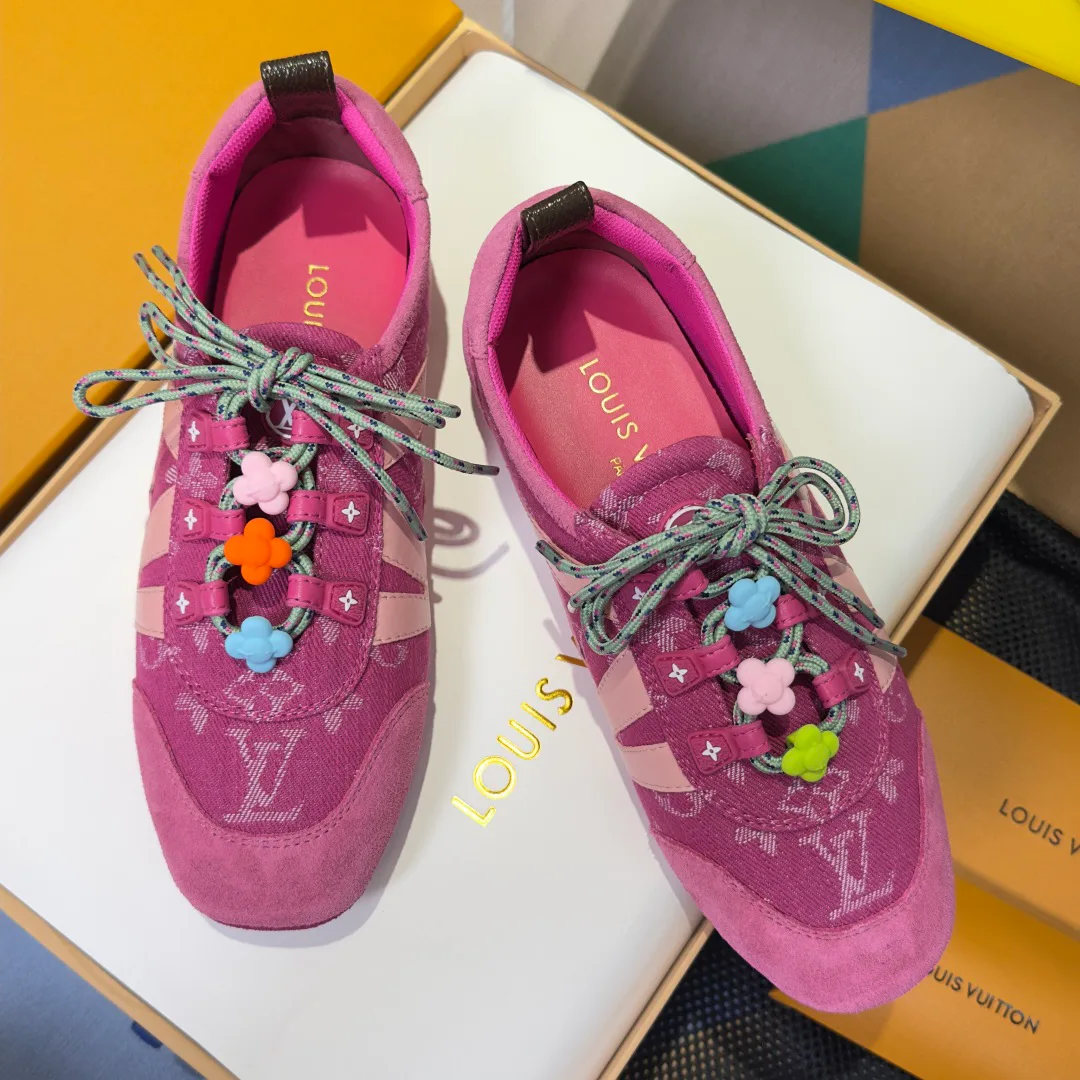 Women's Sneakers LOUIS VUITTON 17780707