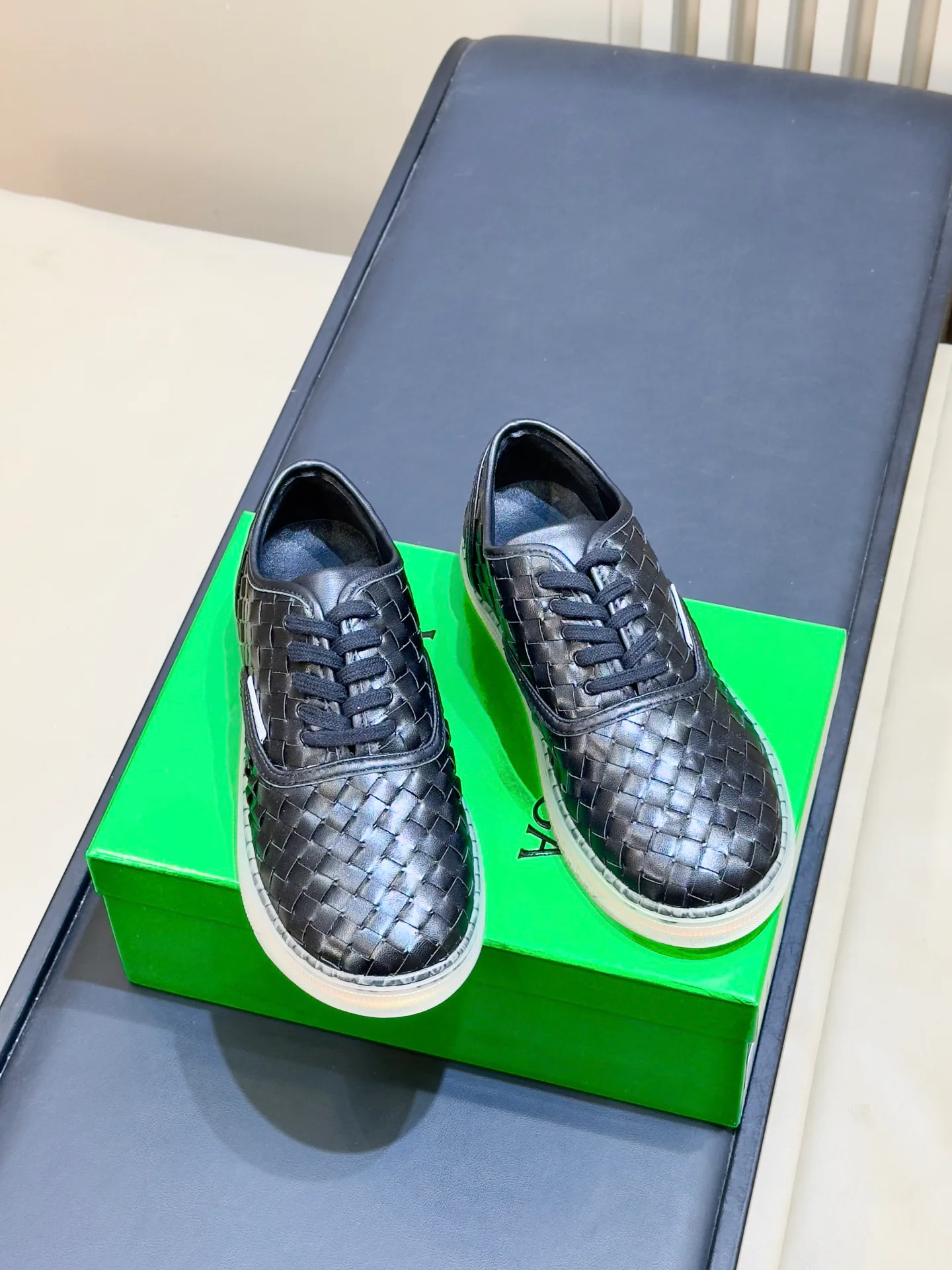 Women's Sneakers BOTTEGA VENETA 18073344