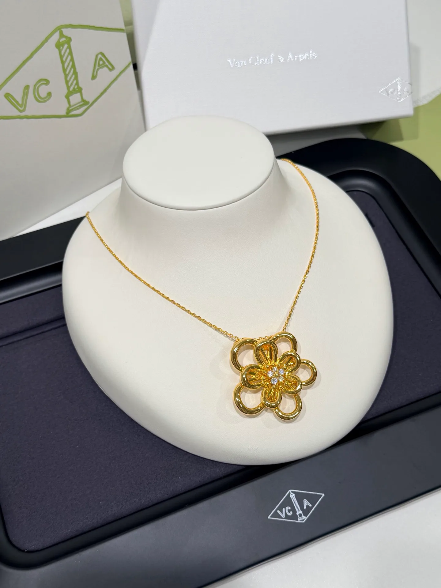 Jewelry VAN CLEEF & ARPELS 17830884