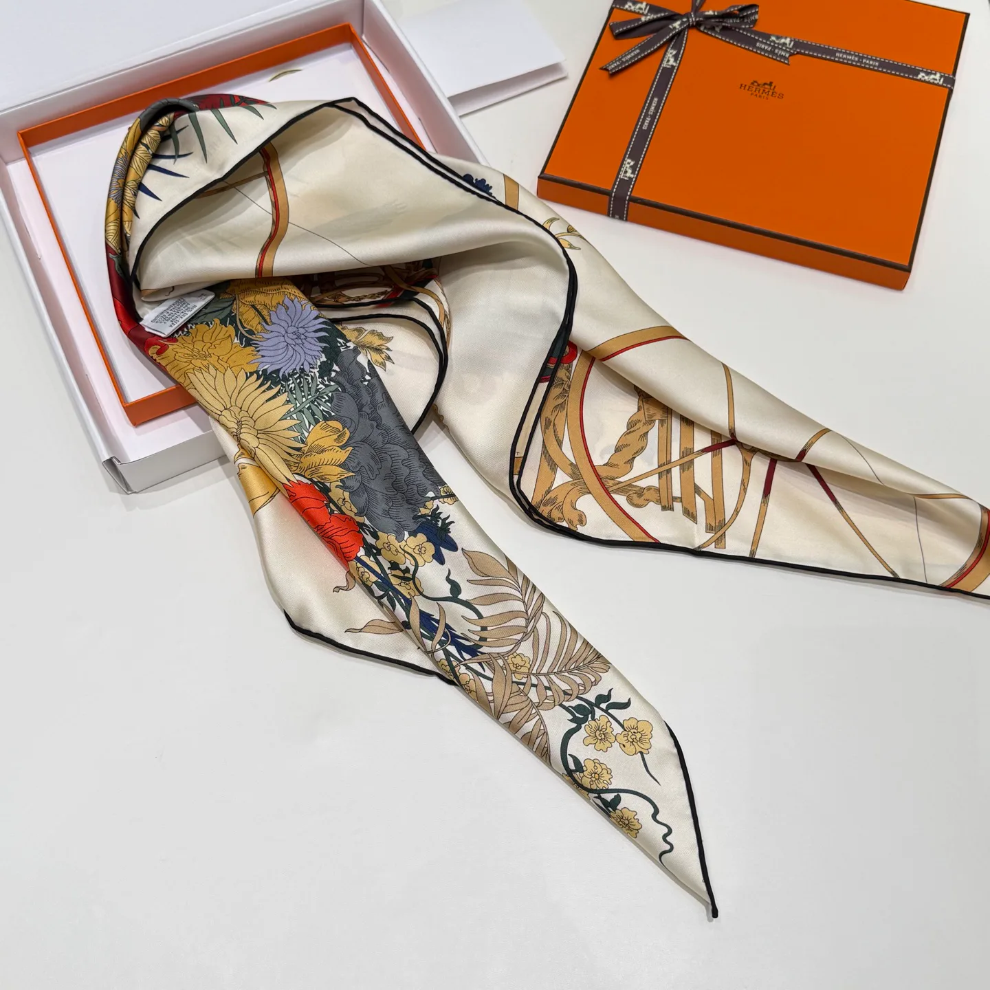 Silk Scarves HERMES 17752753