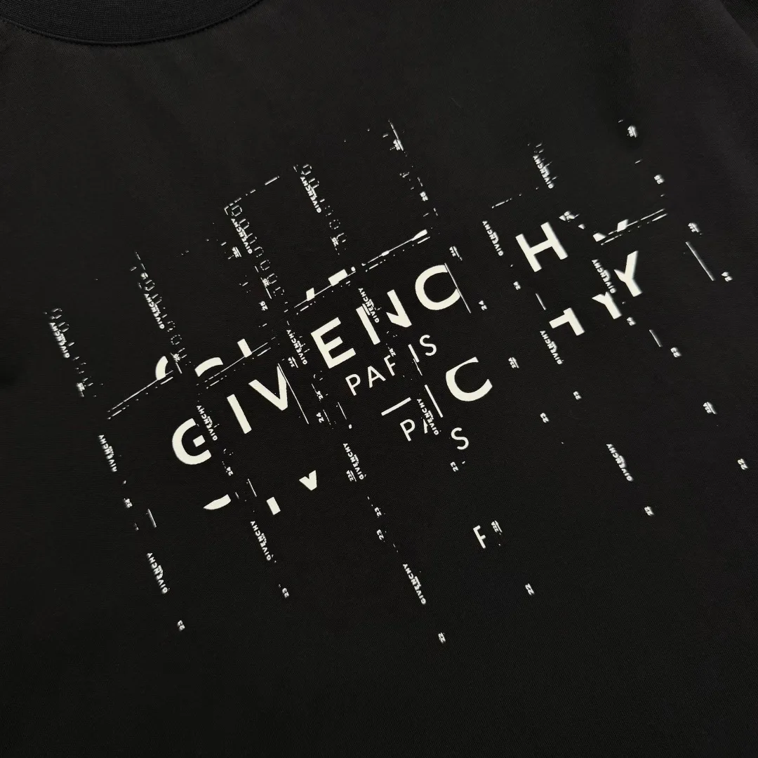 Men's T-Shirts GIVENCHY 17677806