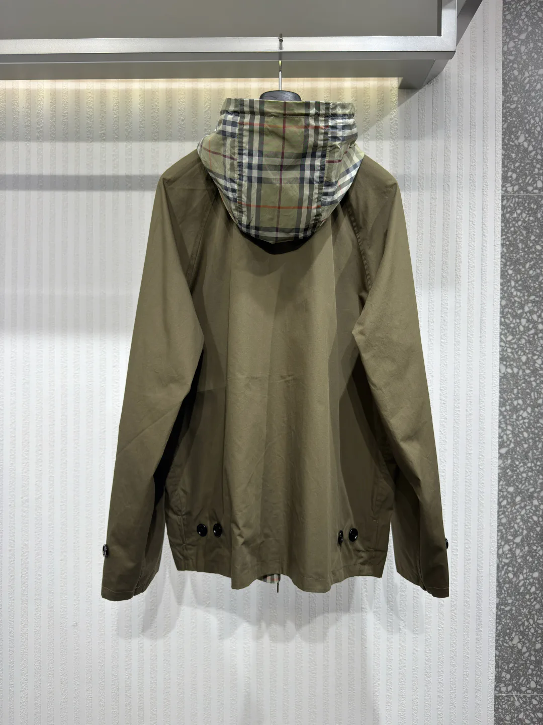 Men's Jackets And Down Jackets BURBERRY 17873334