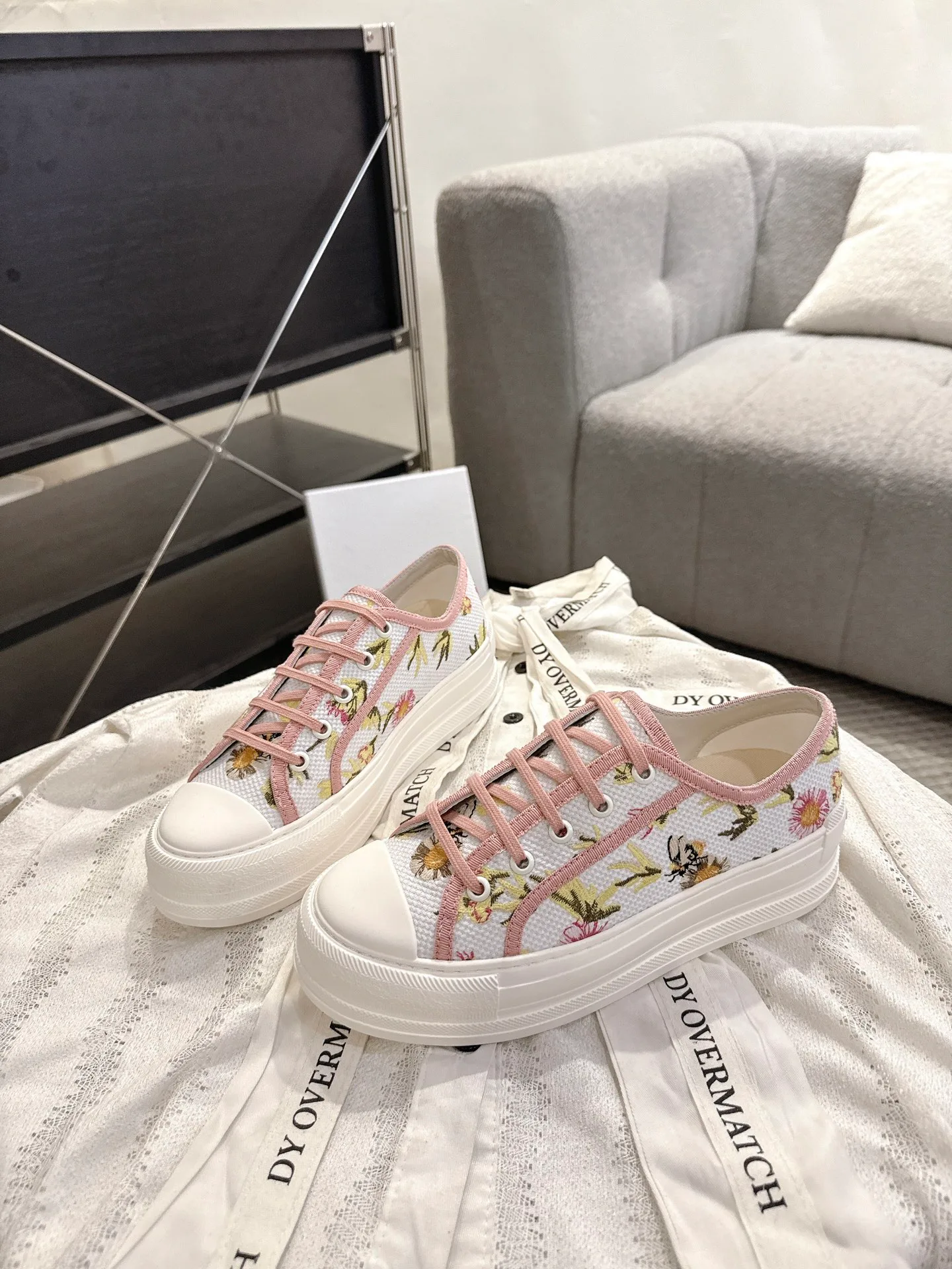 Women's Sneakers CHRISTIAN DIOR 18034441