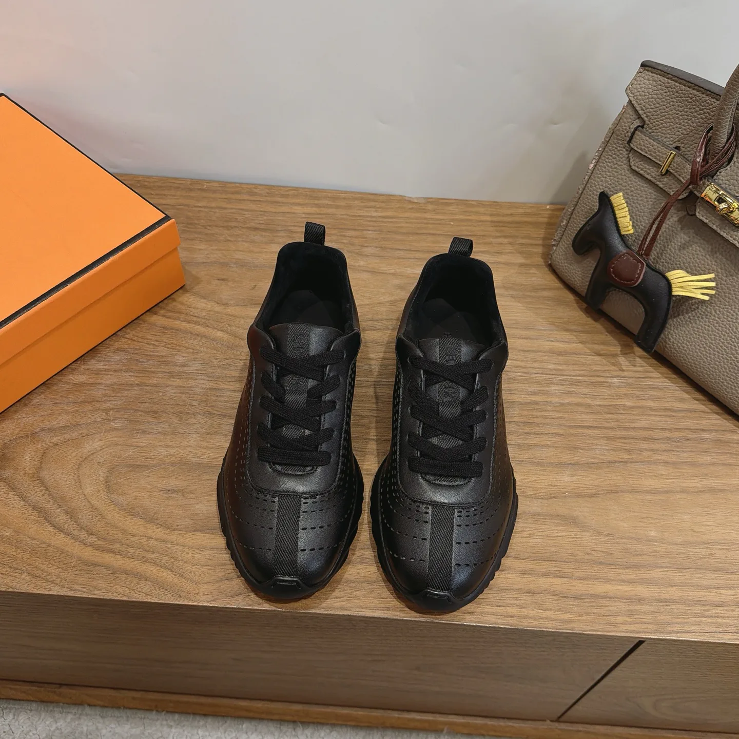 Women's Sneakers HERMES 18230944