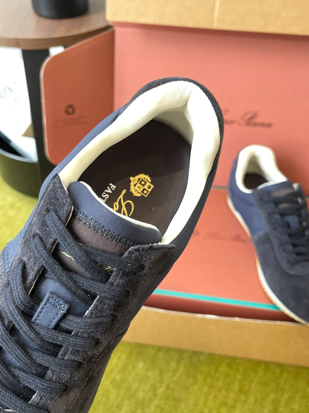 Women's Sneakers LORO PIANA 17424587