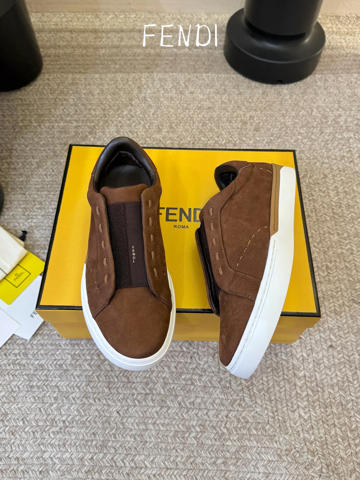 Women's Sneakers FENDI 17562241