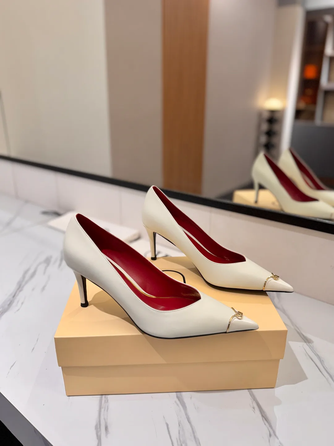 Women's Heels VALENTINO 18134928
