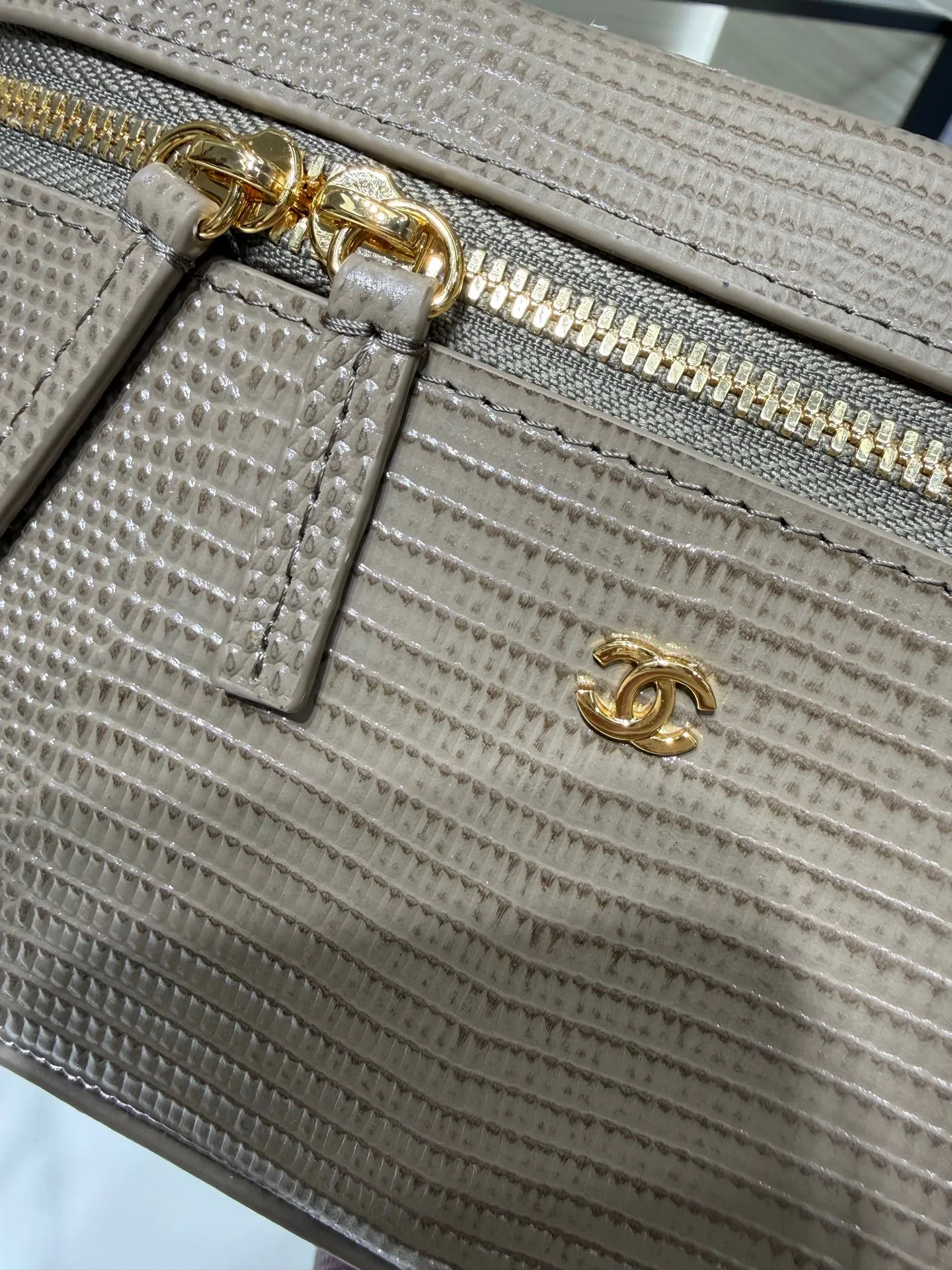 Women's Classic Handbags CHANEL 17827289