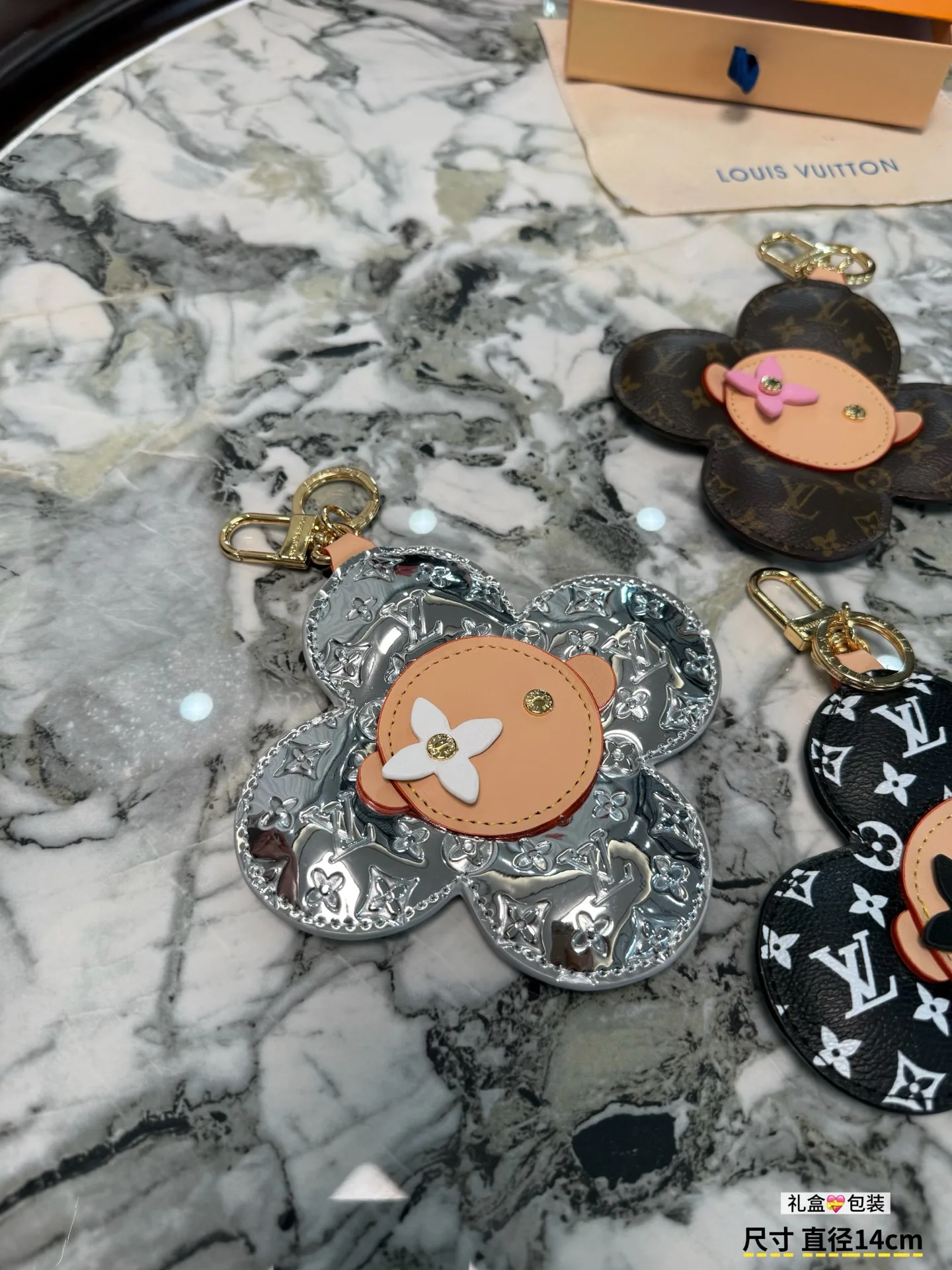 Key Cases LOUIS VUITTON 17796160