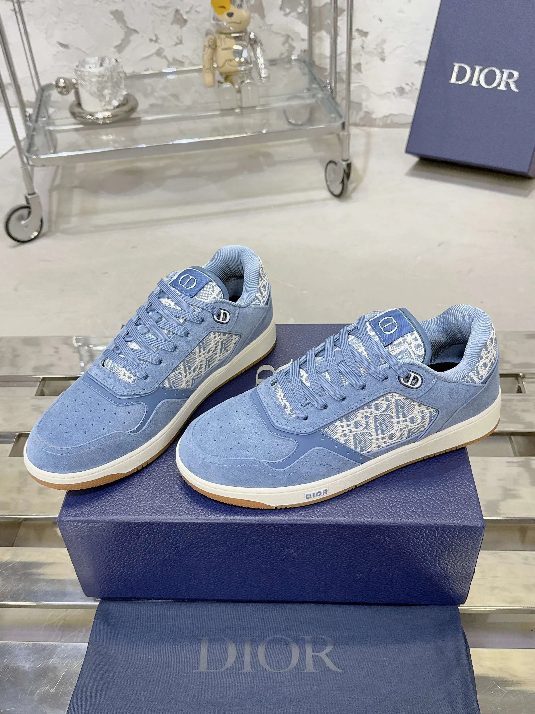 Women's Sneakers CHRISTIAN DIOR 17467501