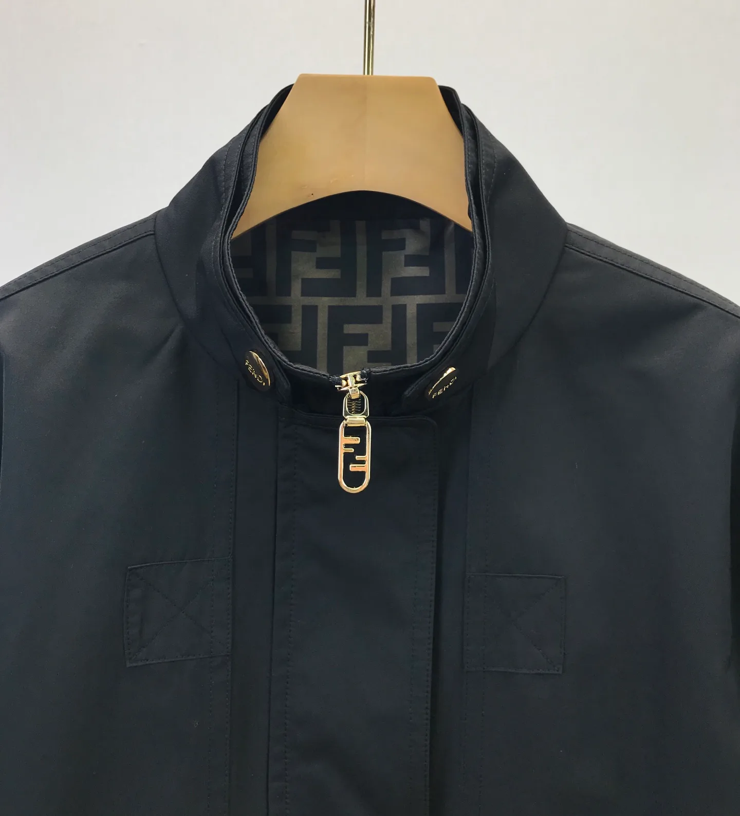 Women's Jackets And Down Jackets FENDI 18324293
