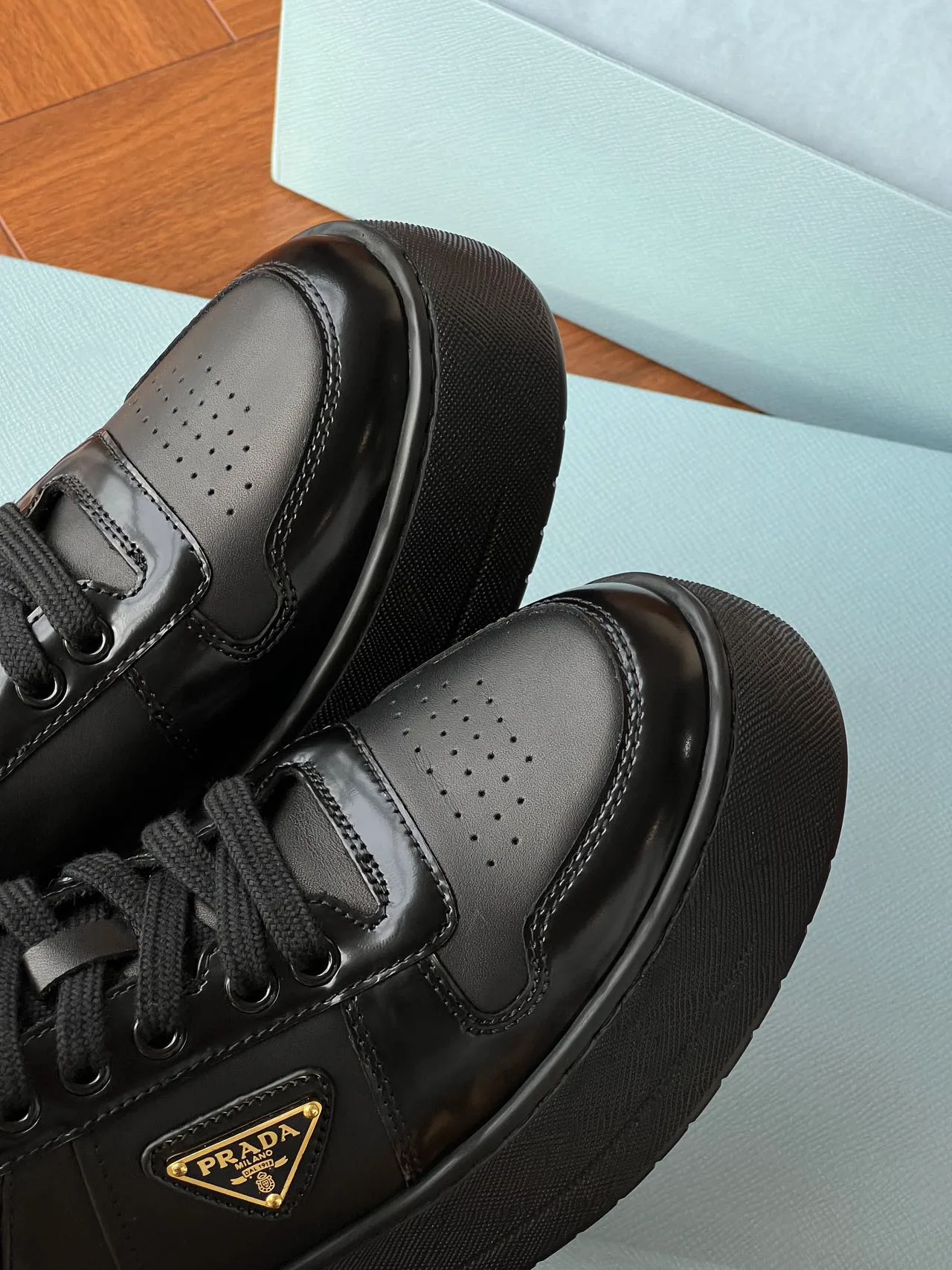 Women's Sneakers PRADA 18170784