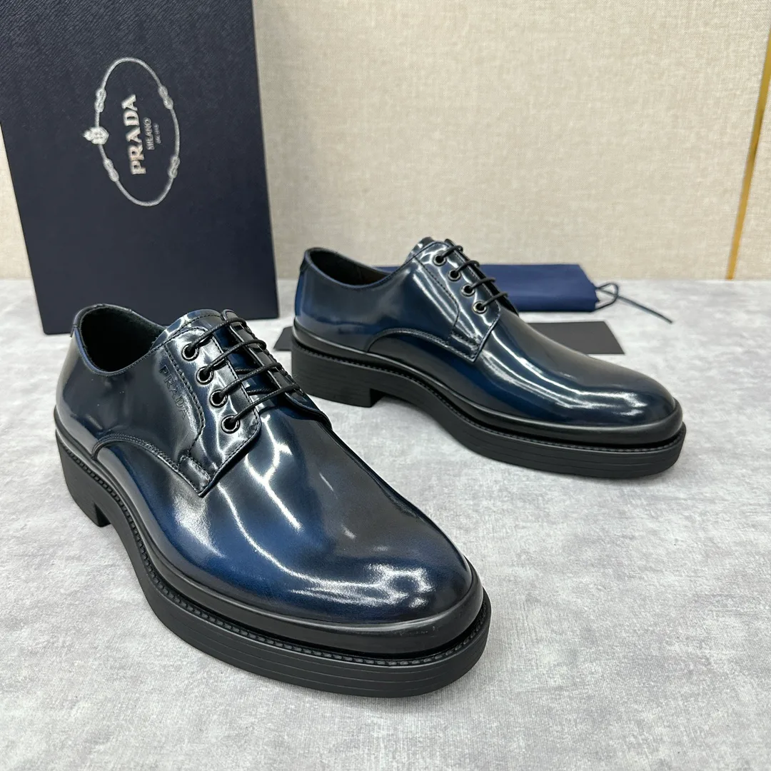 Men's Loafers And Dress Shoes PRADA 18397548