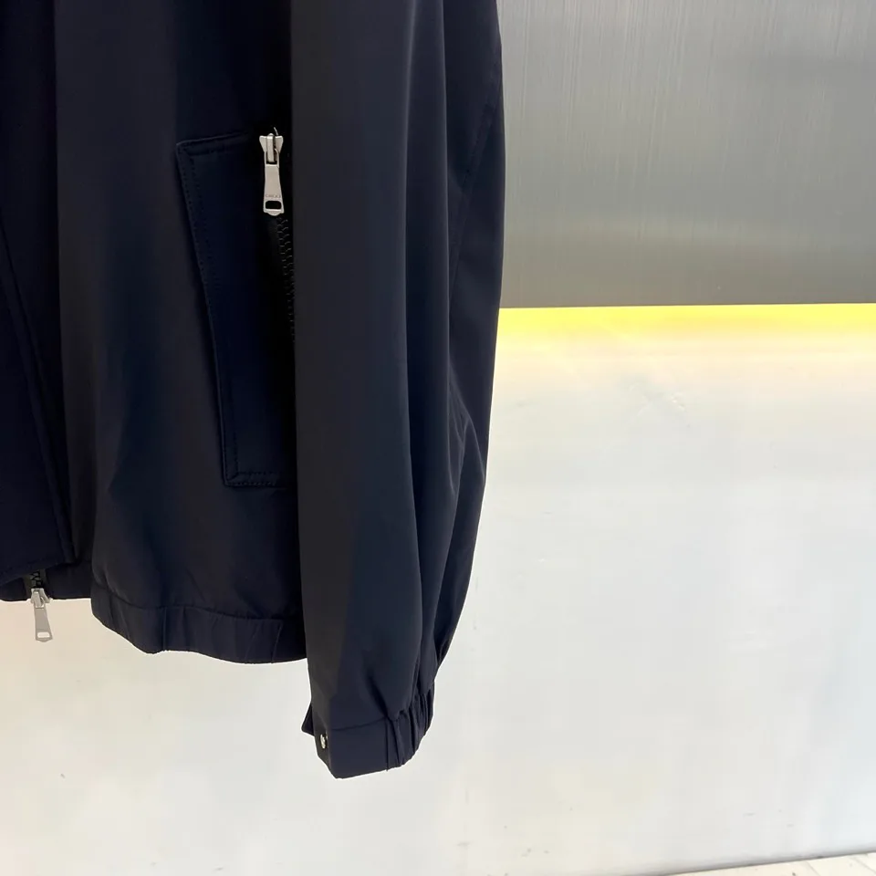 Women's Jackets And Down Jackets GUCCI 18416750