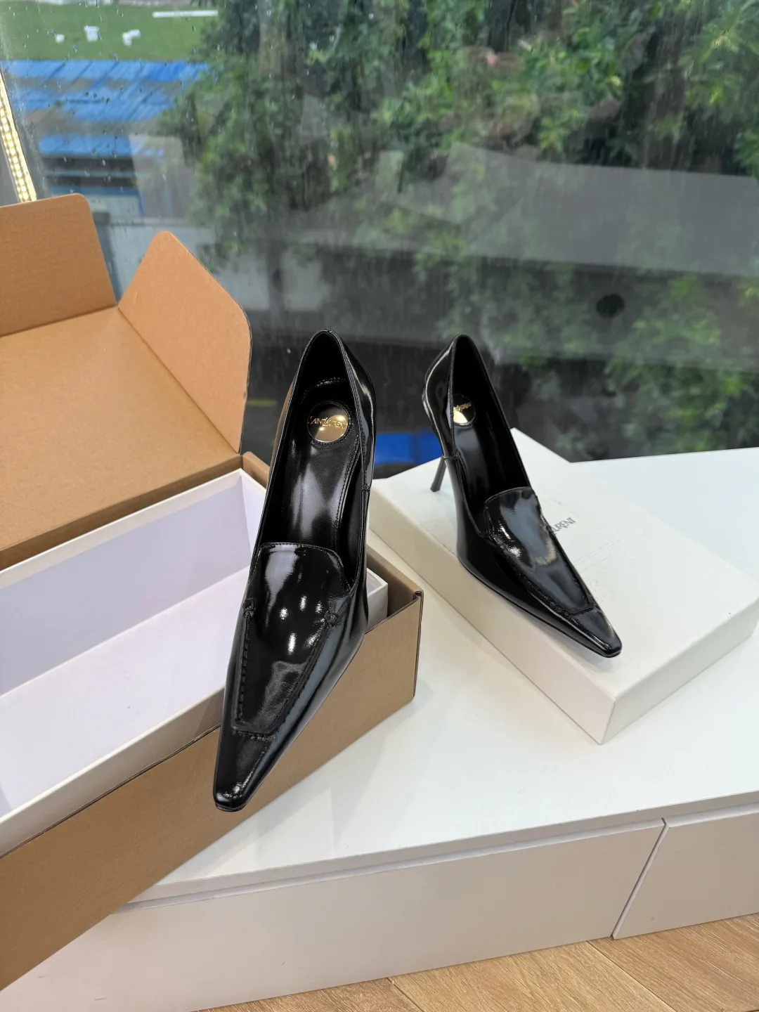 Women's Heels SAINT LAURENT 18104142