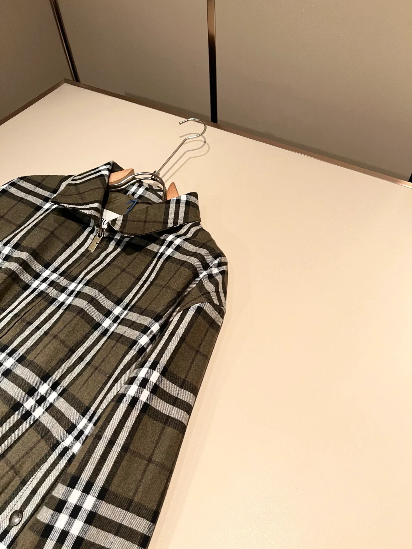 Men's Jackets And Down Jackets BURBERRY 18343149