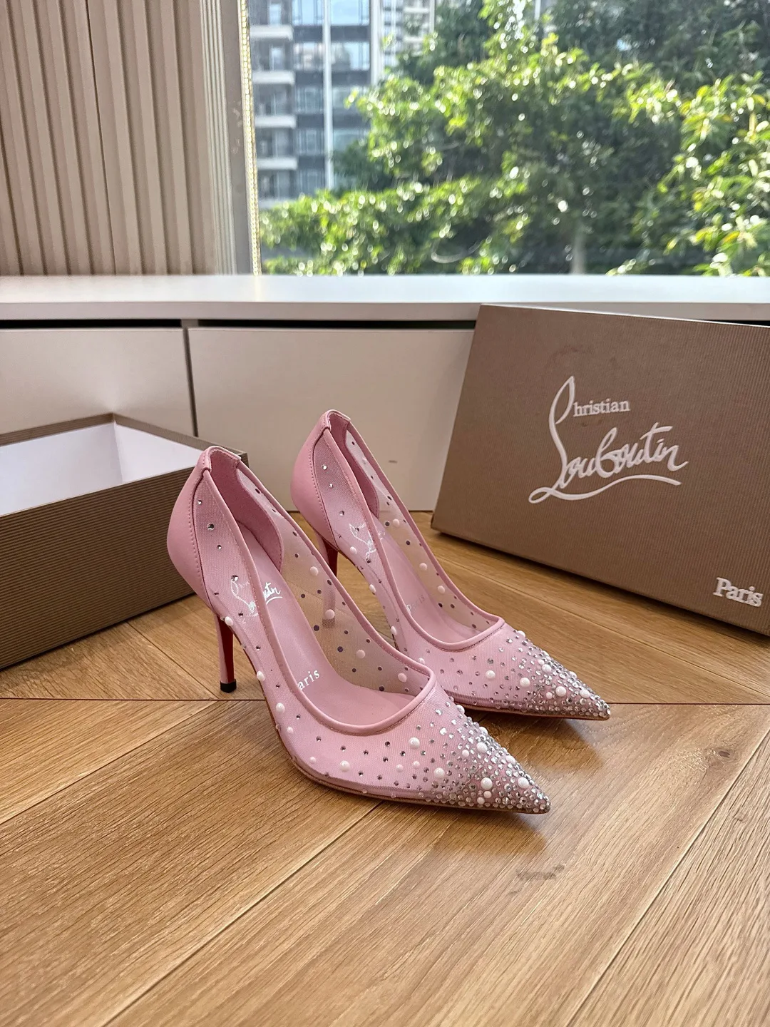 Women's Heels CHRISTIAN LOUBOUTIN 17480779