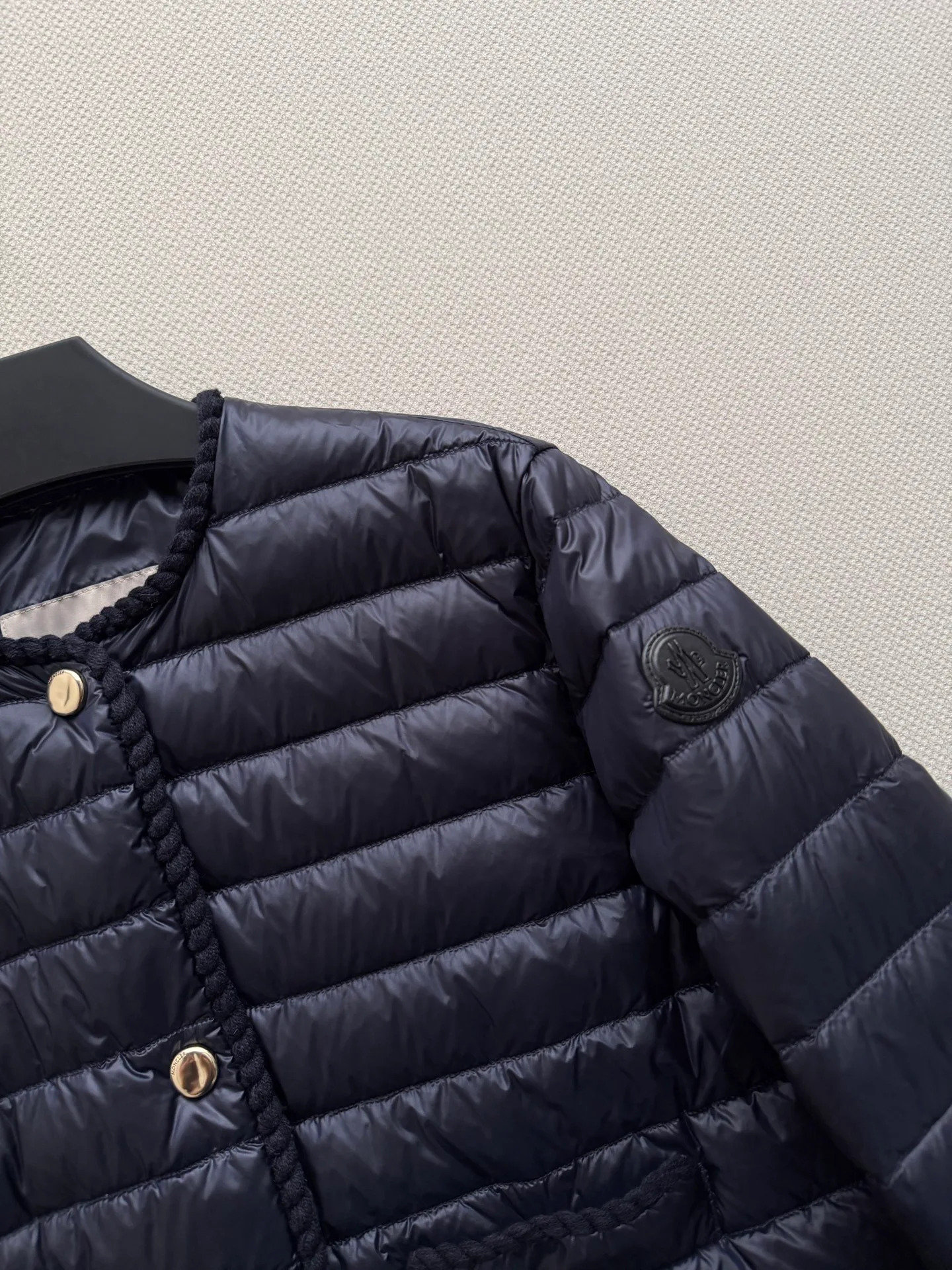 Women's Jackets And Down Jackets MONCLER 17897234