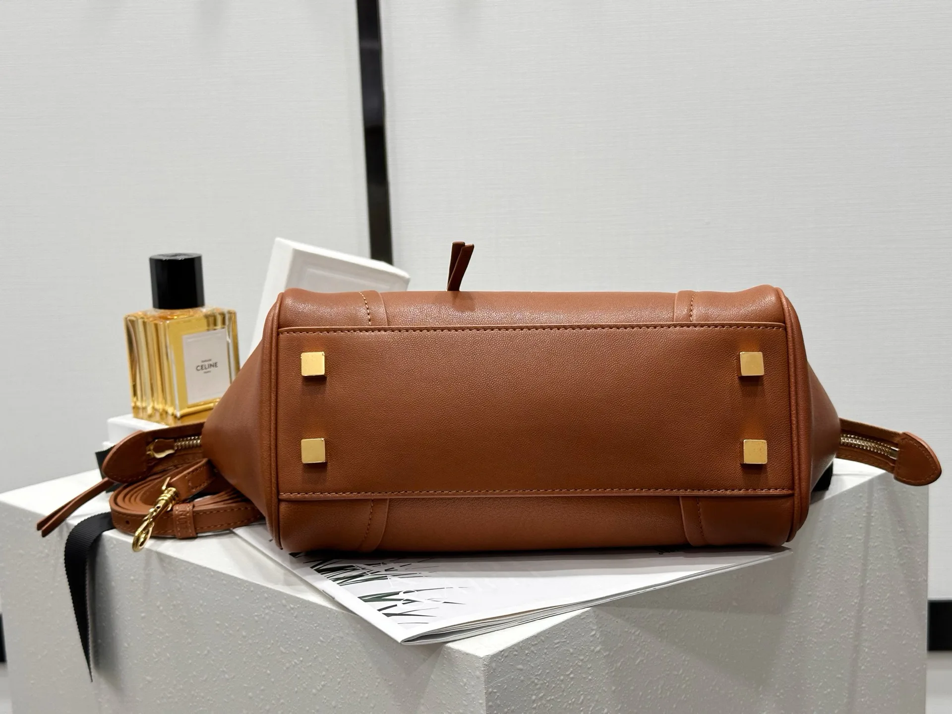 Women's Classic Handbags CELINE 17802986