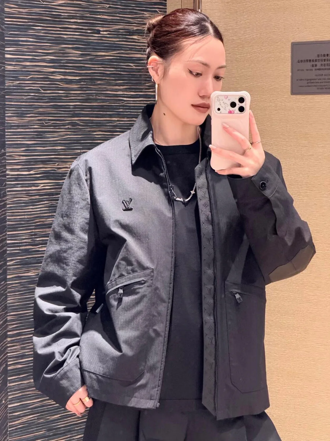 Men's Jackets And Down Jackets LOUIS VUITTON 17874928
