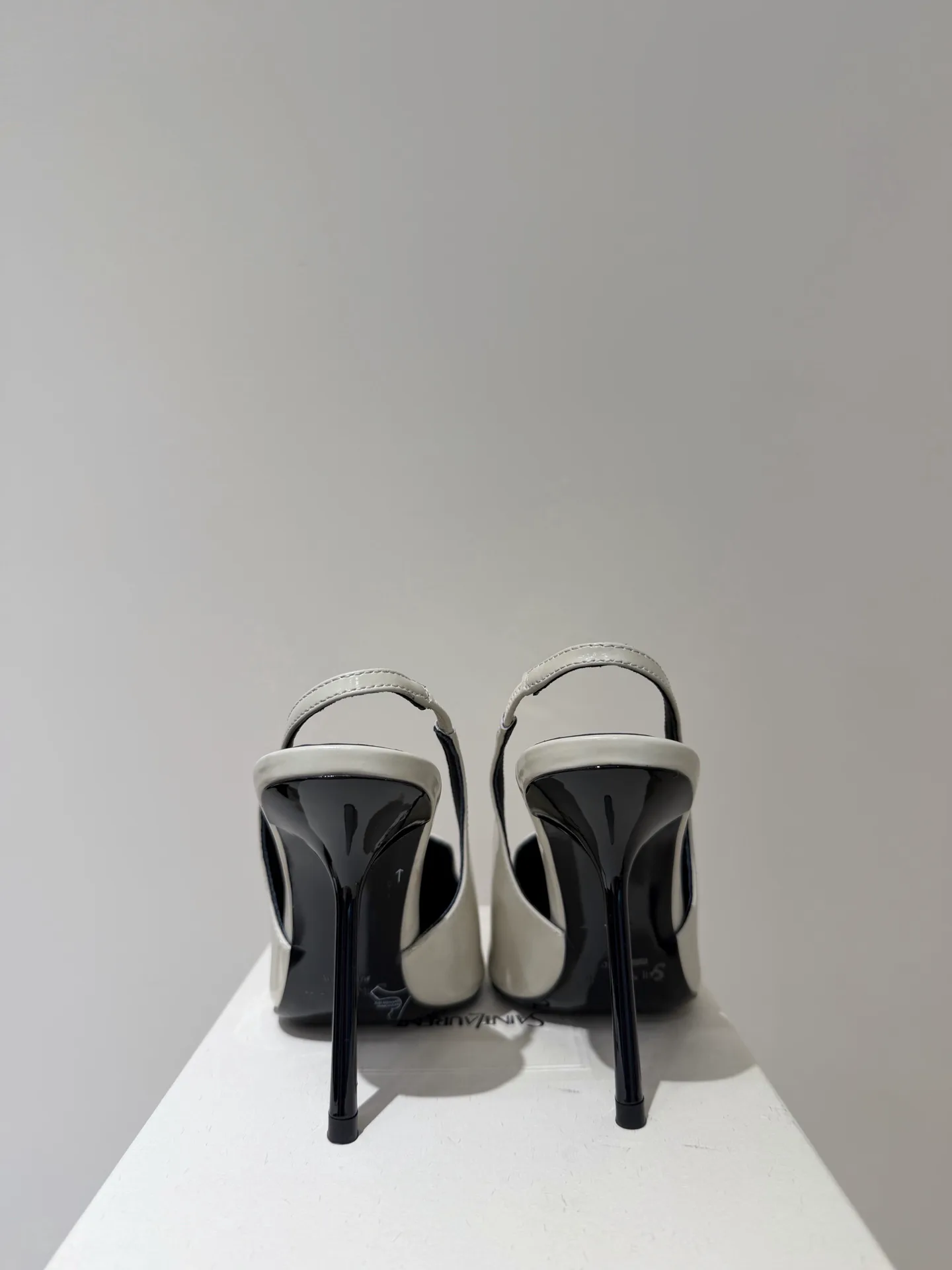 Women's Heels SAINT LAURENT 17408064