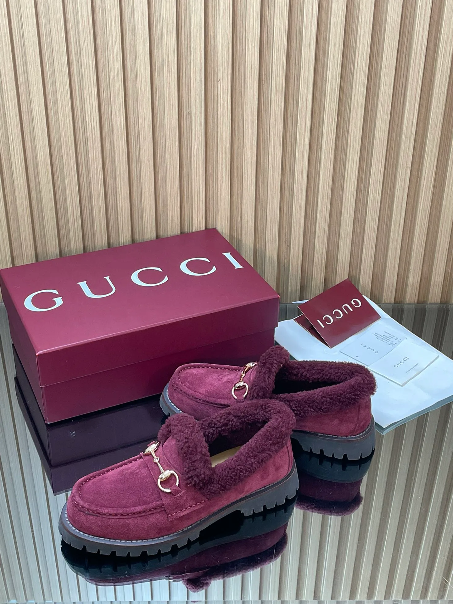 Women's Loafers And Moccasins GUCCI 18187067