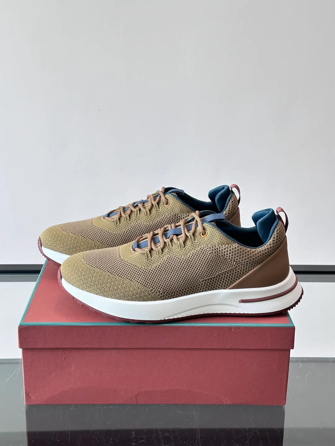 Men's Sneakers LORO PIANA 18265116