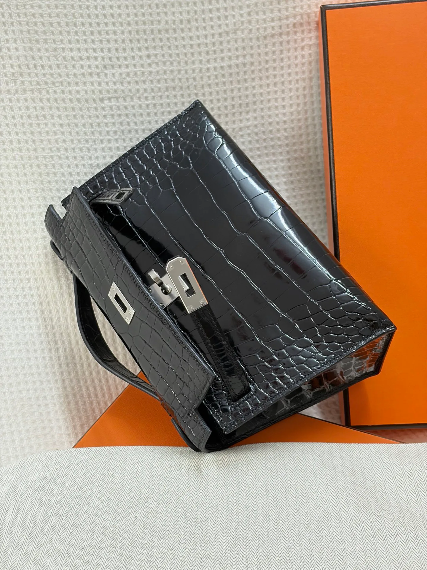 Women's Classic Handbags HERMES 18310404
