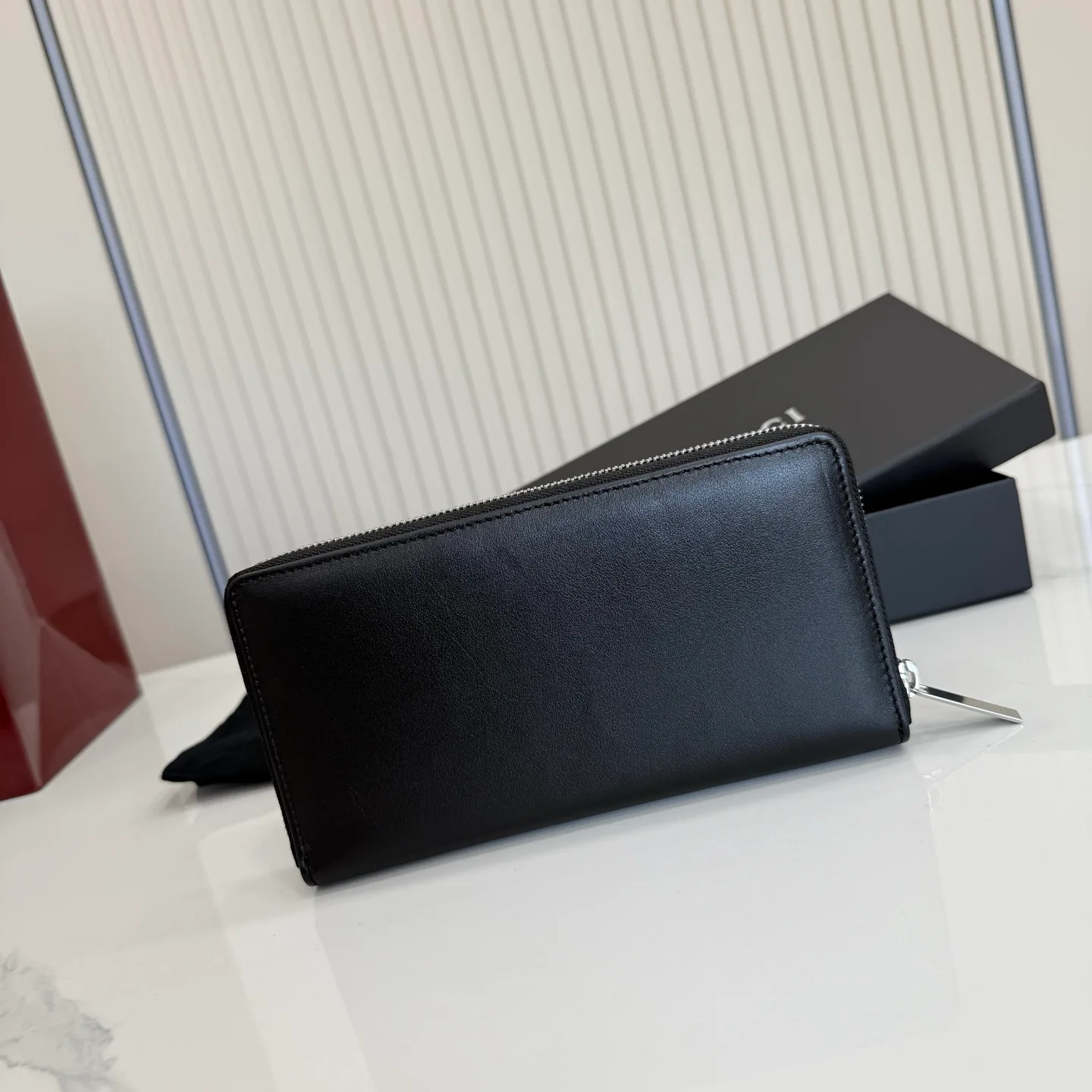 Women's Clutches GUCCI 17948263