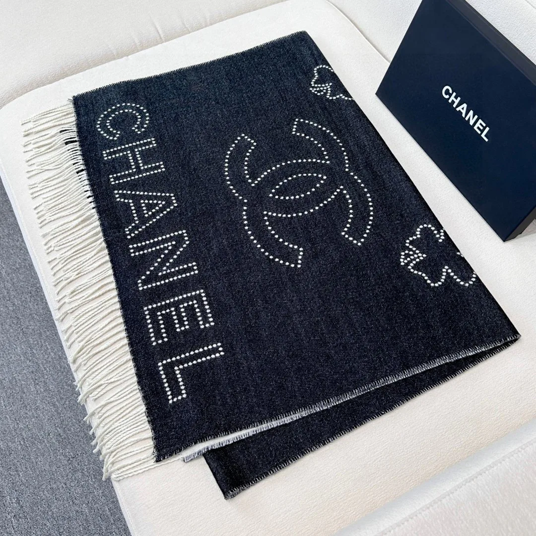 Scarves CHANEL 18322286