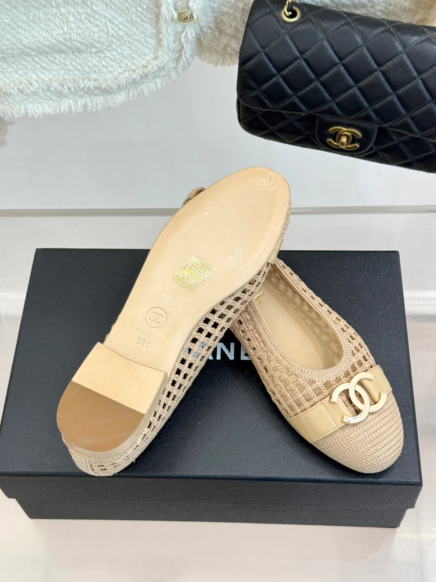 Women's Ballet Flats CHANEL 17240715