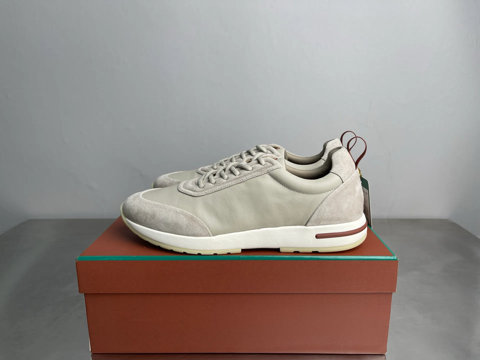 Men's Sneakers LORO PIANA 18519452