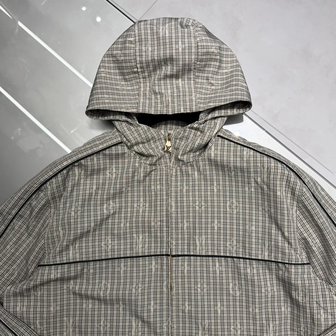 Men's Jackets And Down Jackets LOUIS VUITTON 17081696