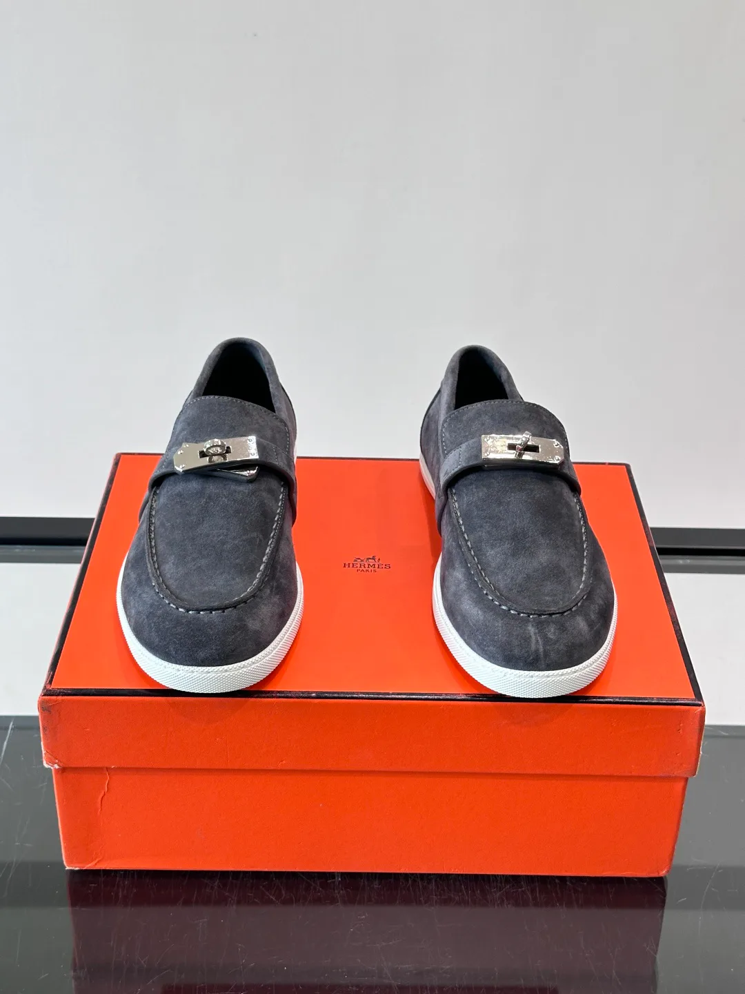 Men's Loafers And Dress Shoes HERMES 17904315