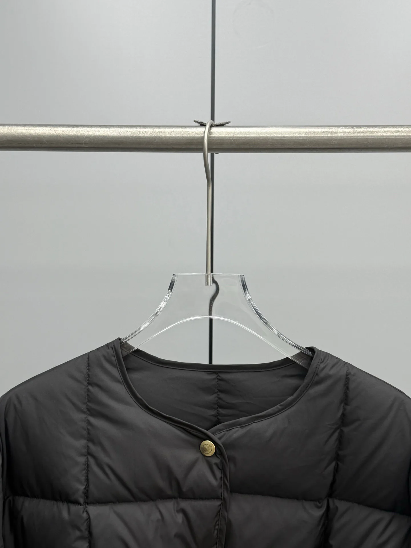 Women's Jackets And Down Jackets MONCLER 17865420