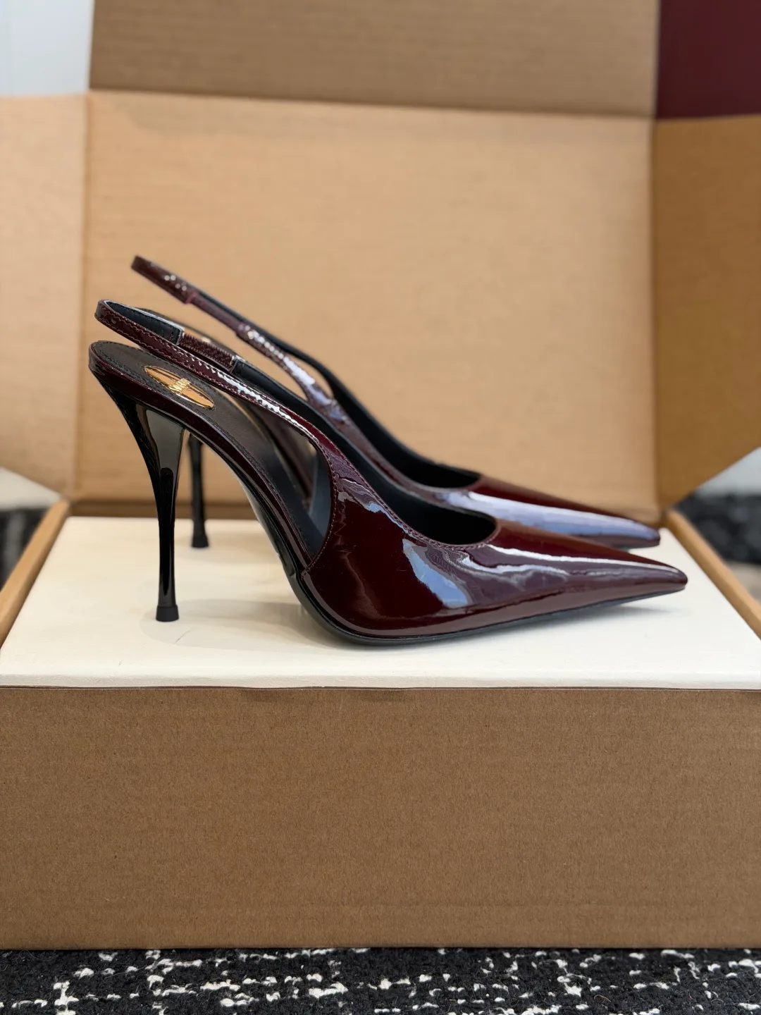 Women's Heels SAINT LAURENT 17615648