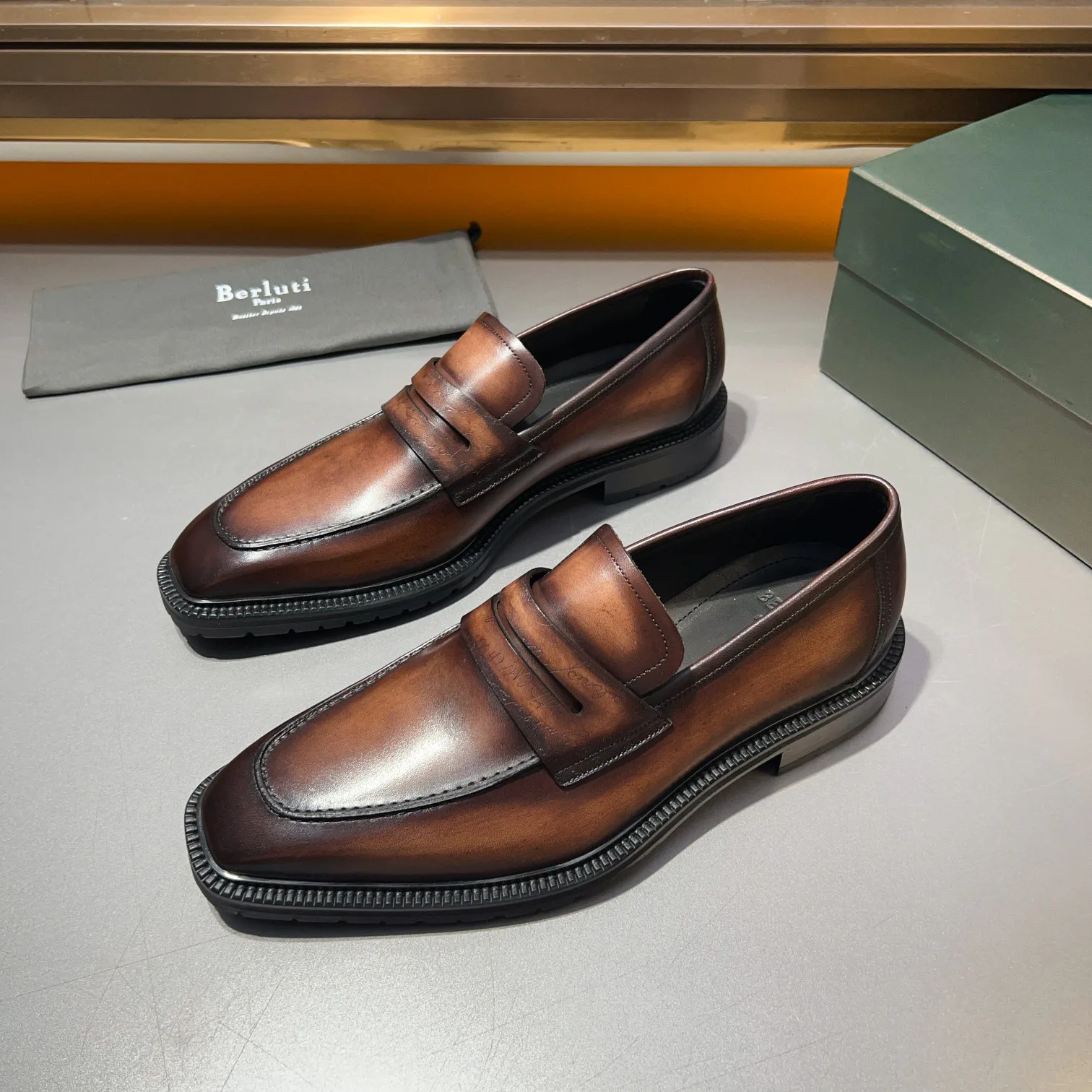 Men's Loafers And Dress Shoes BERLUTI 17955316