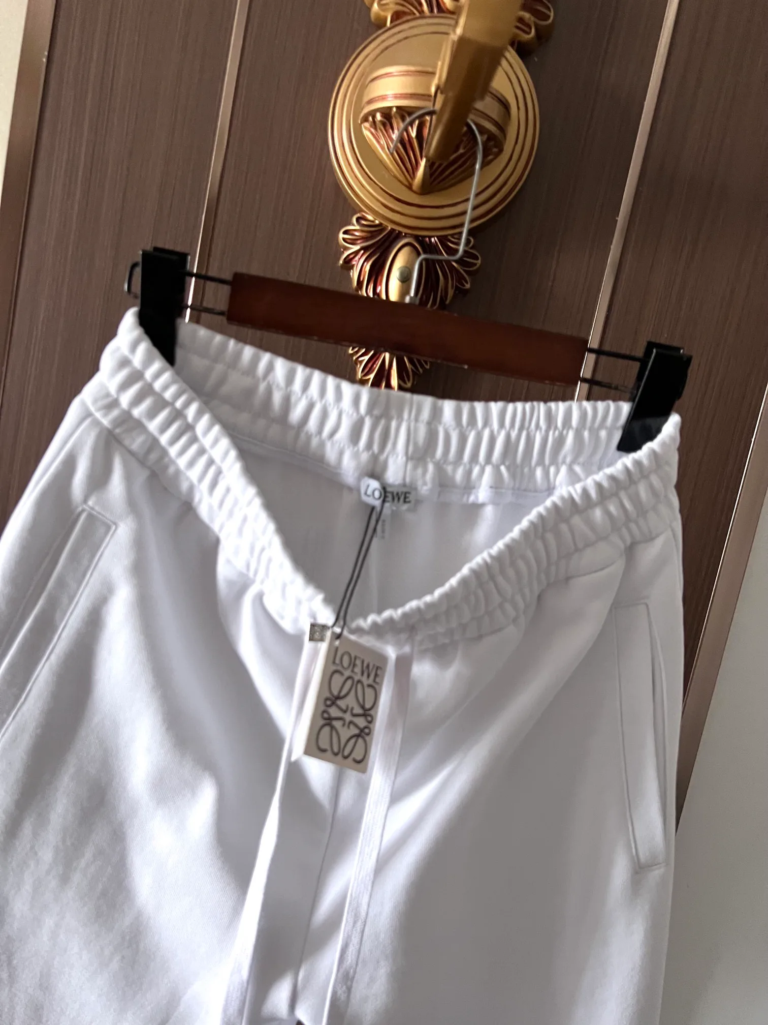 Women's Shorts LOEWE 17961266